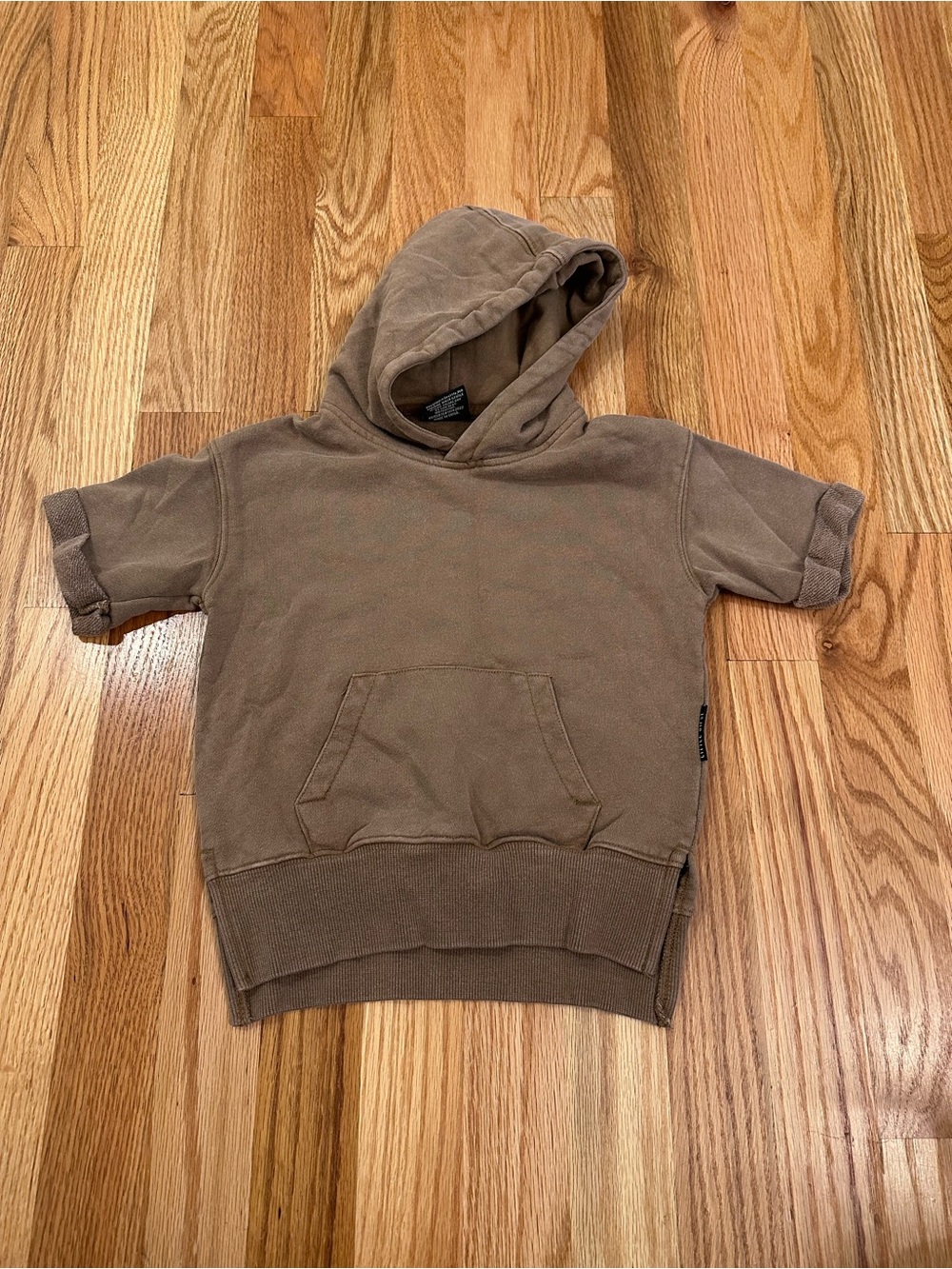NWOT Little Bipsy Kids Short-Sleeve Hooded Pullover in Brown, 18-24 Months